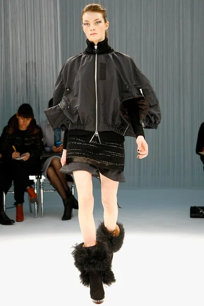 Look 19